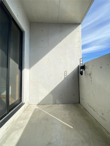 リヴィング若葉のバルコニー