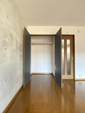 リヴィング若葉の収納