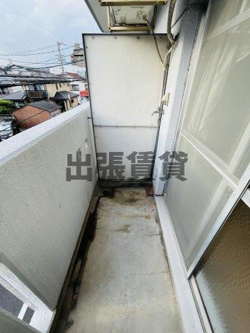 仲介手数料0円！レインズプレイス1987のバルコニー