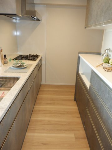 クレヴィア新宿中落合EASTのキッチン