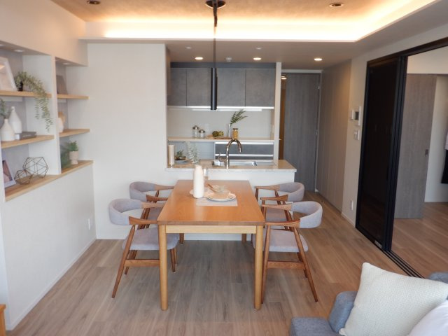 クレヴィア新宿中落合EASTの居間・リビング