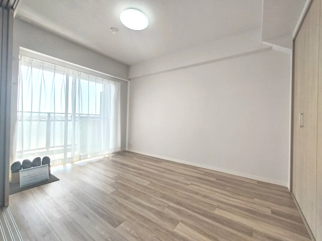 【洋室】コスモ小針 