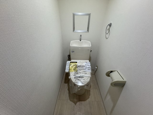 豊中市東豊中町６丁目の賃貸マンションのトイレ