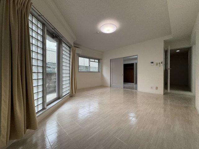 豊中市東豊中町６丁目の賃貸マンションのロビー