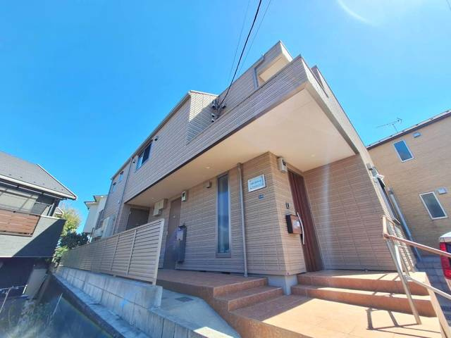 ルネ・エトワールの外観