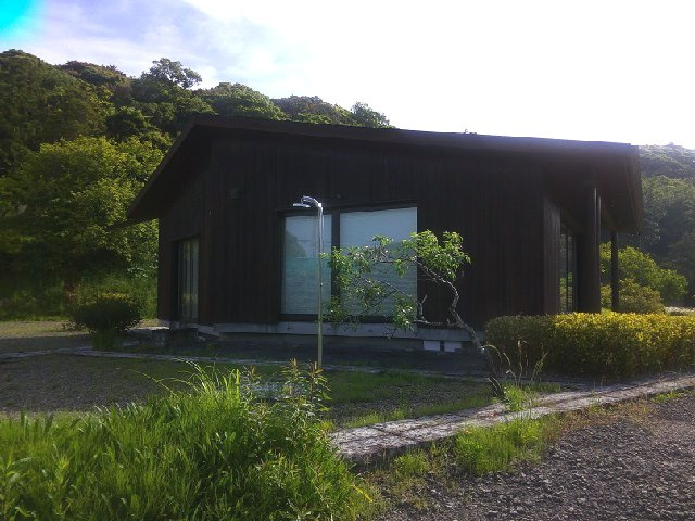 鴨川市京田の店舗事務所