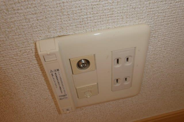 グラシオッソⅠの設備|ＴＶジャック・電話モジュラー