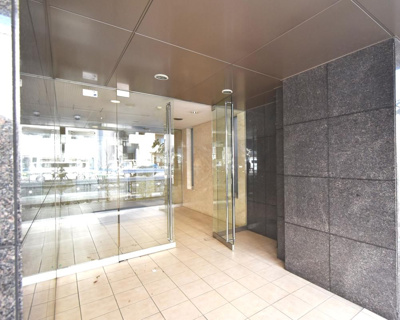 【エントランス】 | Kourt K3 ※5/21内見開始 | 毎日通るエントランスはこのようになっています