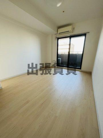 プライムアーバン泉の居間・リビング