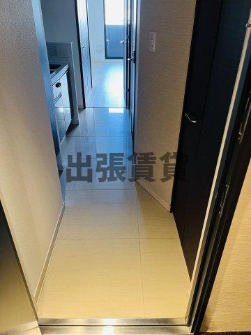 プライムアーバン泉の玄関