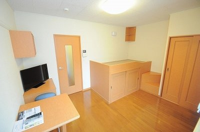 レオパレス天草Ⅱの居間・リビング|備品や設備仕様は号室等により異なります現地をご確認下さい。