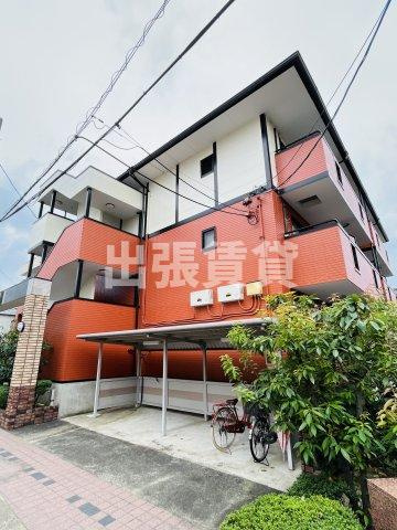 Y’sハイツの外観