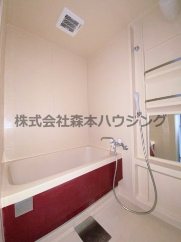 【浴室】 | 　レスターテII | 日々の暮らしに欠かせないお風呂です