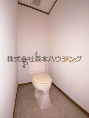 【トイレ】 | 　レスターテII | 落ち着いたトイレです