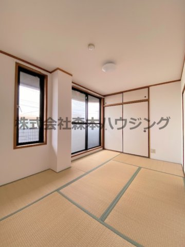 【和室】 | 　レスターテII | 柔らかい畳が心地よい和室