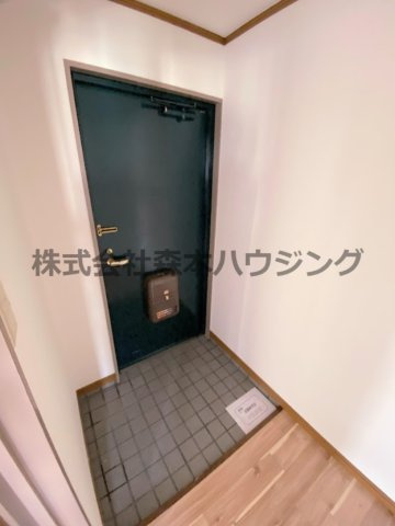 【玄関】 | 　レスターテII | 毎日通る玄関はこちらです