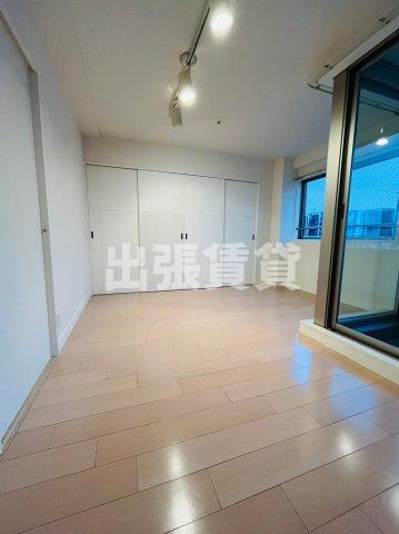 仲介手数料0円！GRANDUKE代官町の居間・リビング