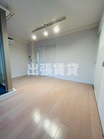 仲介手数料0円！GRANDUKE代官町の居間・リビング