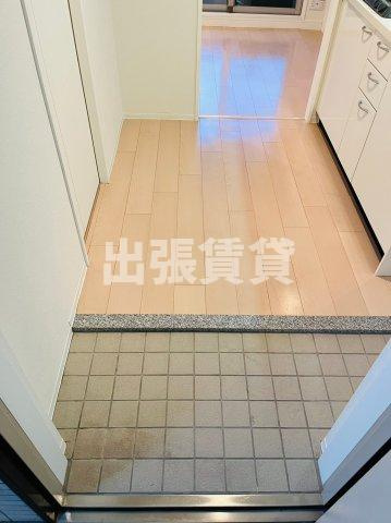 仲介手数料0円！GRANDUKE代官町の玄関