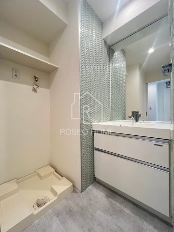 BRAVE北新町の洗面所