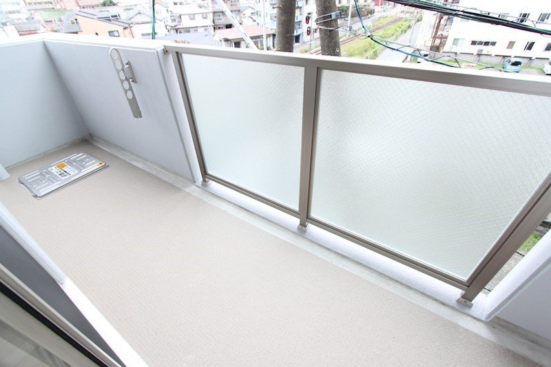 熊本市中央区水前寺１丁目の賃貸マンションのバルコニー