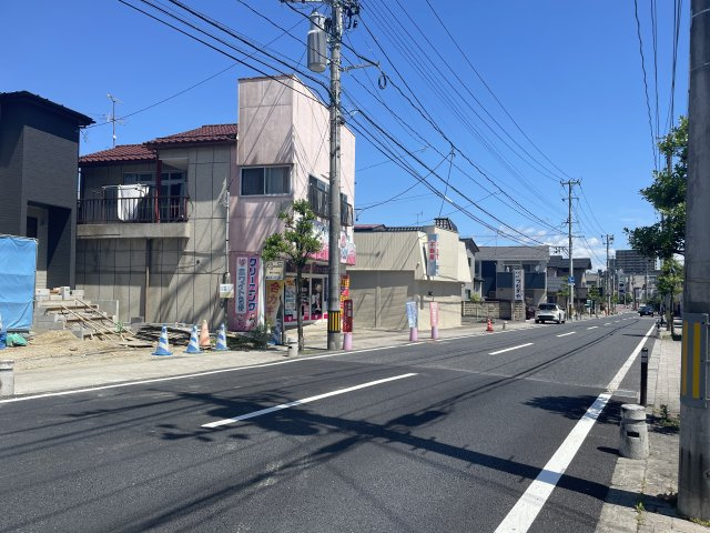 新築戸建・建売　郡山市深沢二丁目　GRAFARE　全2棟の前面道路含む現地写真