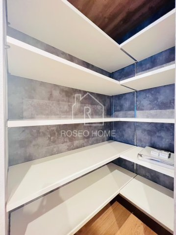 BRAVE新町の収納