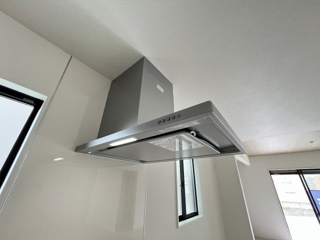 【キッチン】 | 糟屋郡須恵町旅石5期　1号棟（全2棟）【仲介手数料無料・0円】 | 現地写真。