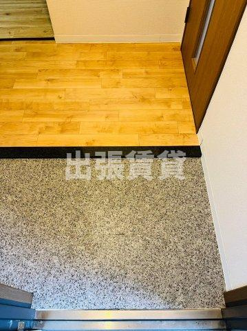 仲介手数料0円！エルメゾンの玄関