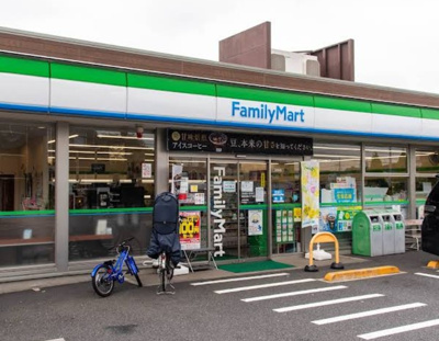 【周辺】 | コーポ三原台2号棟　※5/16退去 | ファミリーマート 練馬谷原六丁目店まで519ｍ