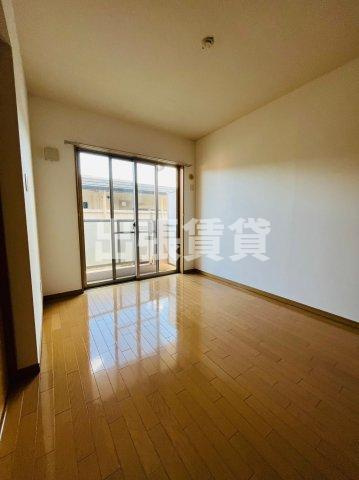 仲介手数料0円！マーブルIIの居間・リビング