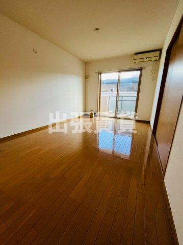 仲介手数料0円！マーブルIIの居間・リビング