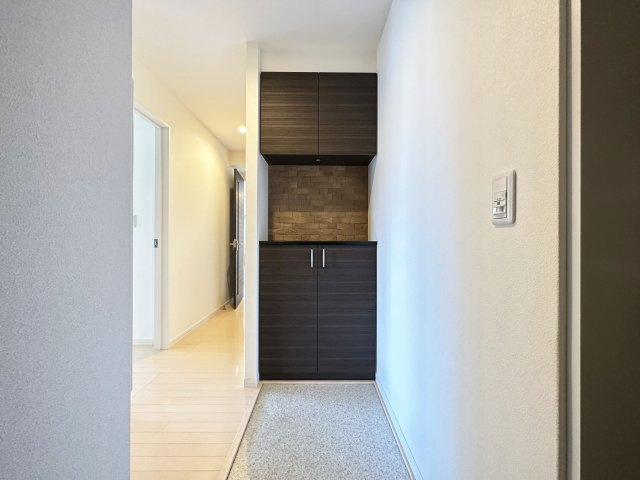 シャーメゾン初月Ⅱ B棟の玄関