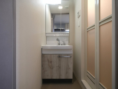【独立洗面台】 | プレサンス緑橋ソレアス | 独立洗面化粧台が付いています