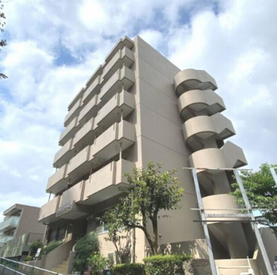 【外観】 | 第二若木コーポ | 耐震性・防音性に優れた鉄筋コンクリートマンション♪