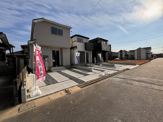GRAFARE守山区上志段味２期全３棟《仲介手数料無料　志段味東小　志段味中》