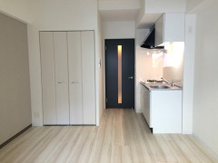 パインリッチの居間・リビング