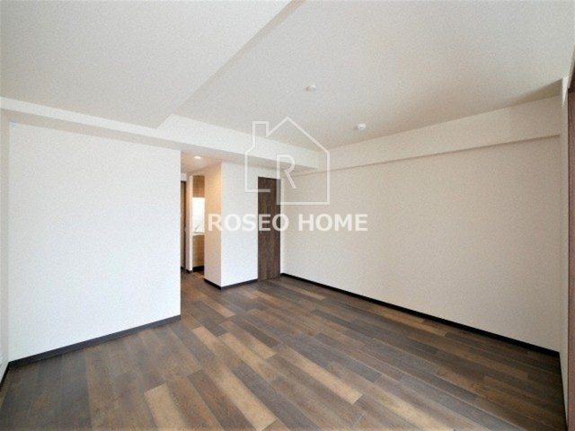 ブリリアントジュネス本町の居間・リビング