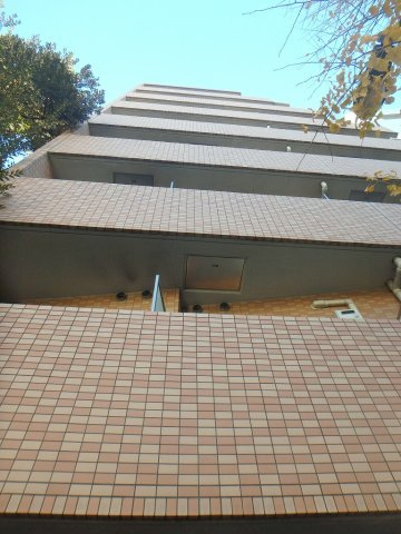 スカイコート目白台の外観