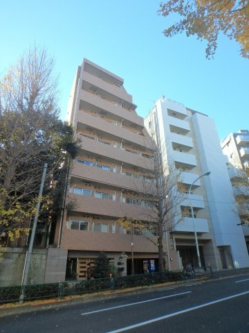 スカイコート目白台の外観