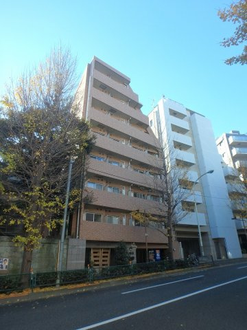 スカイコート目白台の外観