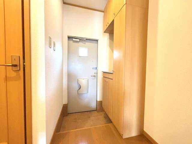 ファシネイション春日Ⅰの玄関
