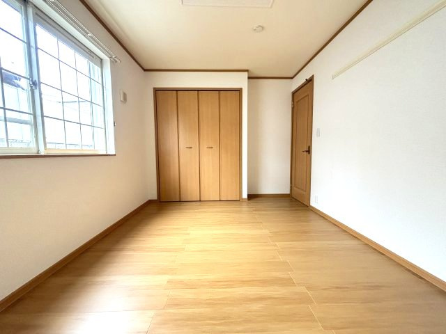 ファシネイション春日Ⅱの子供部屋