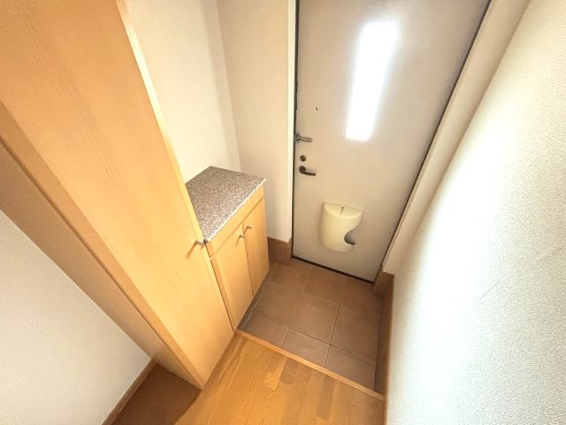 ファシネイション春日Ⅱの玄関