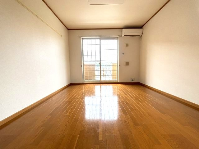 ファシネイション春日Ⅱの内装