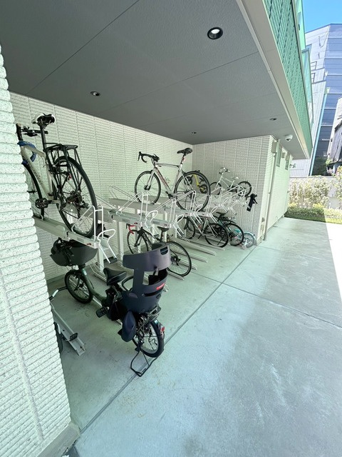 グランツ下馬のその他共用部分|★敷地内駐車場★