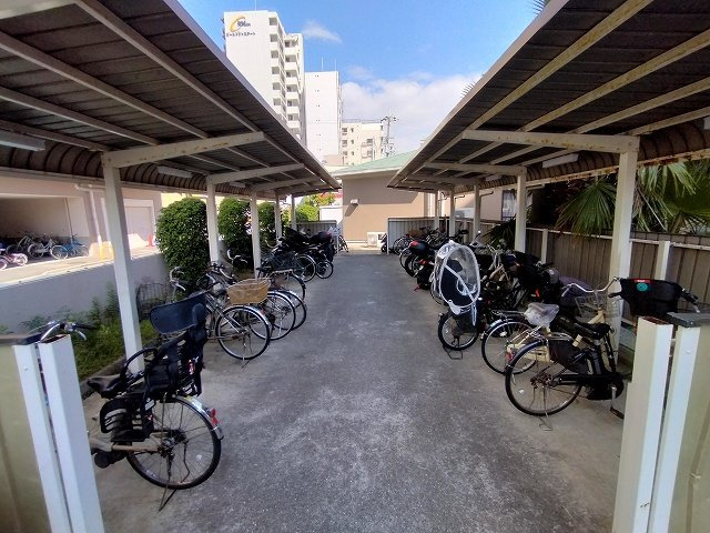 神戸市兵庫区西出町１丁目の賃貸マンション