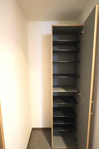 第1関根マンションの収納
