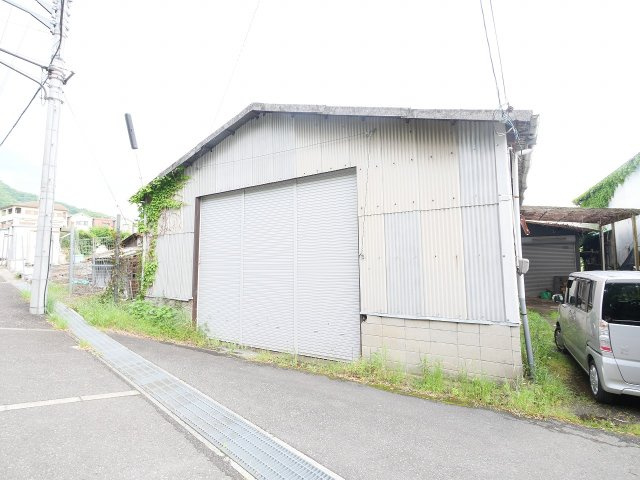 白毫寺倉庫の外観|外はこのようになっています