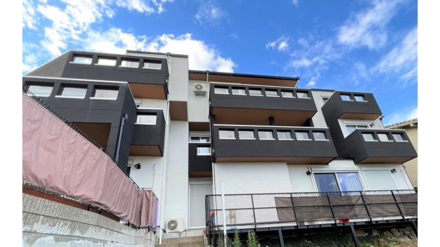 宝塚市雲雀丘山手1丁目　ファミリータイプ収益マンション　令和3年築　